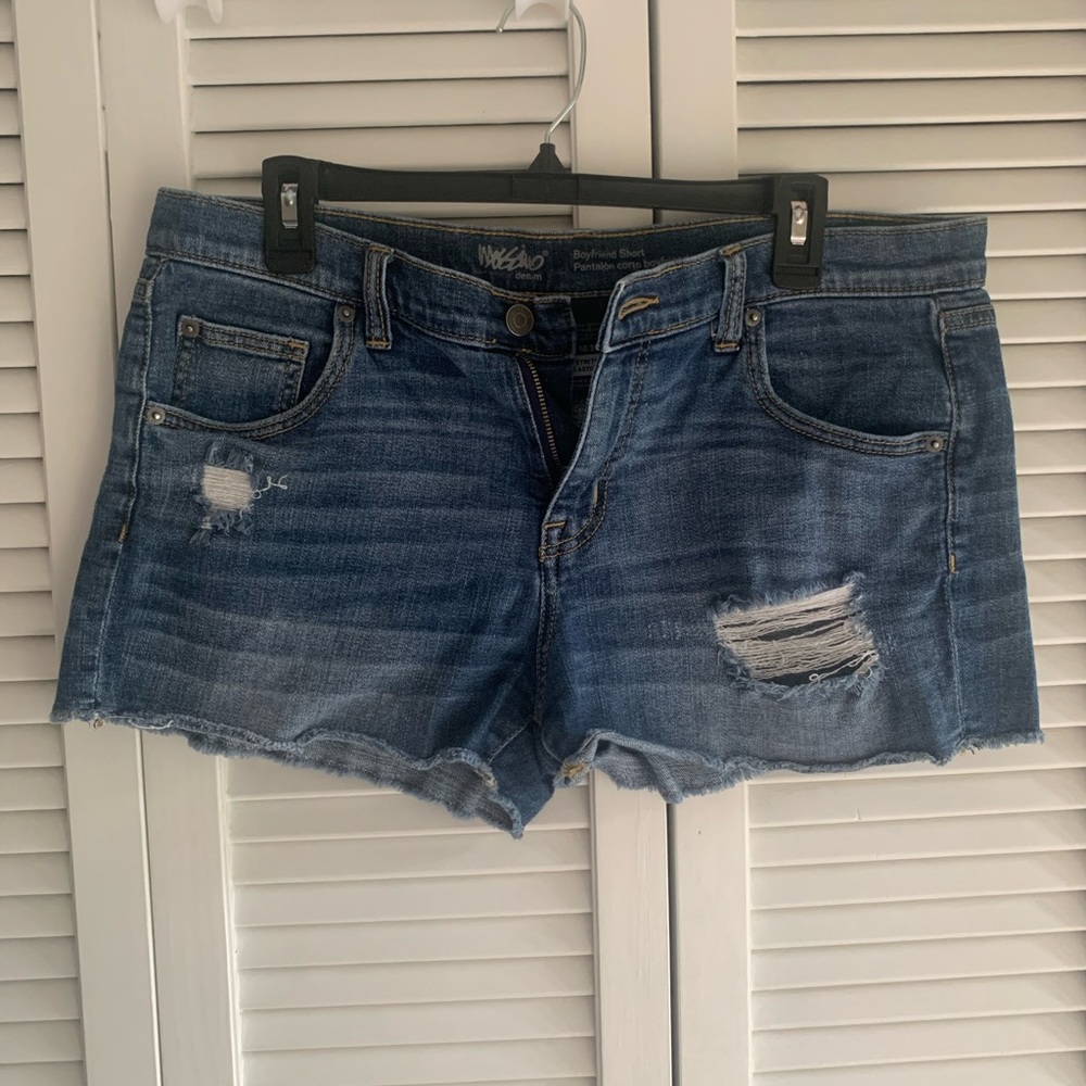 Mossimo Women’s size 10 Boyfriend Short